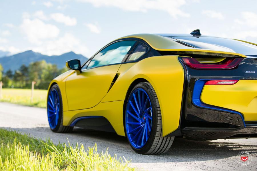  BMW i8 on Vossen Wheels (VPS-305T) 2016 года  (фото 22 из 81)